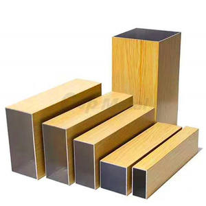 عريشة من الألومنيوم بسقف على شكل فناء من الخشب - Product Image 4