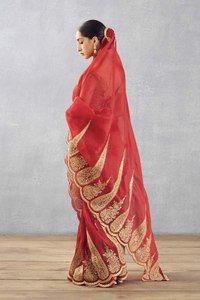 Nouveau à la mode Banarsi soie Saree Blouse pièce économique Bollywood Style indien femmes vêtements de fête pour l'hiver Surat en gros - Product Image 3