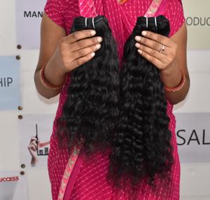 Venta al por mayor 100% Virgen India Cutícula Alineada Extensiones de Cabello Humano Paquetes Color Negro Rizado Templo Vietnamita Disponible - Product Image 2