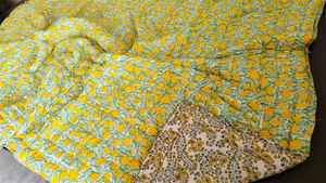 Couvre-lit réversible en coton imprimé floral fait à la main, taille California King - Product Image 2