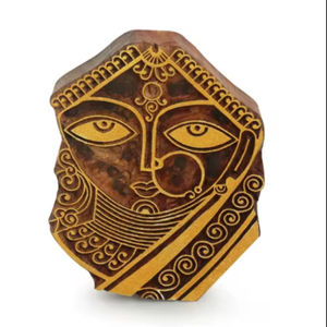 Décoration murale en bloc sculpté à la main de la mariée Madhubani en bois de Sesham suspendu en bois de manguier sculpté à la main décoration murale en bois pour ferme - Product Image 1