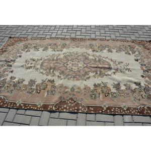 Vintage Large Rug, 5.1x9.6 ft Turkish Rug, <b>Brown</b> Check <b>Wool</b> Rug - Product Image 3