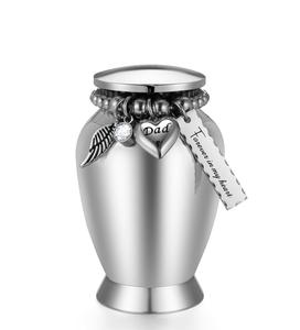 Urnes de papa coeur en argent pour cendres humaines Urnes de souvenir avec breloque en croix Mini urnes de crémation pour cendres en acier inoxydable Taille personnalisée - Product Image 1