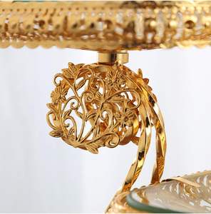 Plateau de service en métal d'art indien pour la décoration festive, utilisation quotidienne, charme culturel artisanal, rehausse les célébrations, repas quotidiens, haut de gamme - Product Image 5