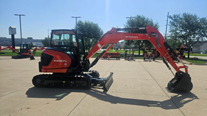ขายรถขุดขนาดเล็ก Kubota KX057-5 รุ่นขายดี พร้อมห้องโดยสารและระบบไฮดรอลิกเสริมแรงดันสูง - Product Image 3