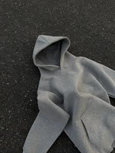 เสื้อฮู้ดผู้ชายผ้าฟลีซเนื้อหนัก 100% ผ้าฝ้าย พิมพ์ลาย สวมใส่สบาย ปรับแต่งได้  จำนวนสั่งซื้อขั้นต่ำน้อย เหมาะสำหรับอากาศเย็นในฤดูใบไม้ร่วง - Product Image 4