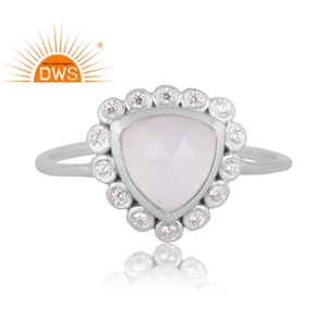 Anillo apilable de piedra de Luna arcoíris y circonita cúbica natural de plata esterlina superventas, fabricante de joyería personalizada - Product Image 2