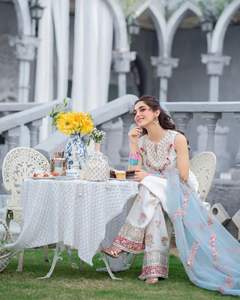 Vente chaude Vêtements Ethniques Tenue De Fête Georgette Broderie Travail Top Dupatta Ensemble Salwar Kameez Kurti Pantalon Ensemble En Gros Naturel - Product Image 3