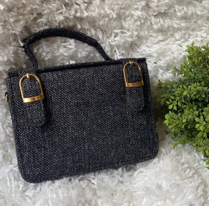 Sacs à main stylisés pour femmes avec de belles couleurs et des détails tendance parfaits pour un usage quotidien ou des occasions spéciales - Product Image 3