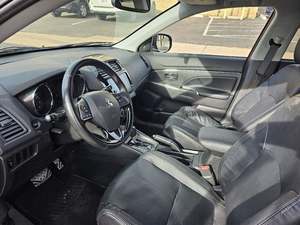 Mitsubishi Outlander Sport SEL 2019, Automático, Asientos de Cuero, Techo Panorámico - Product Image 6