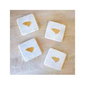 Sous-verres classiques en marbre blanc en forme de cœur faits à la main en Inde avec du bois naturel de manguier style design traditionnel - Product Image 2