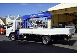 2023 gru da carico mitoporfuso Canter RHD con emissione Euro 6 4.2L cambio manuale Diesel e sistema idraulico - Product Image 6