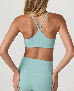 Soutien-gorge de sport de haute qualité avec soutien moyen Vêtements actifs respirants pour Gym Yoga & Running Front Logo Print Caractéristiques réglables - Product Image 3