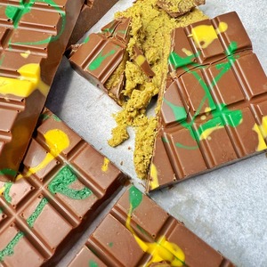 Hot Pick Dubai <b>Chocolate</b> Bar Delicious Sweet <b>Chocolate</b> Ideal for Home Parties Office Events Kids Adults - Product Image 6