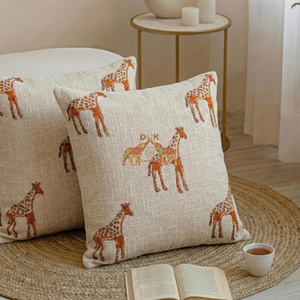 Funda de Cojín de Algodón con Estampado de Jirafa de Alta Calidad para Decoración del Hogar y Hoteles - Product Image 3
