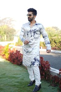 Pyjama traditionnel indien pour hommes en soie italienne Shibori Kurta motif crochet en coton bas prix traditionnel indien - Product Image 5