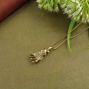 Collar con Colgante de Mano de Esqueleto Gótico, Dijes de Hueso de Calavera de Aleación de Zinc en Oro Antiguo, Joyería Punk Rock para Hombres y Mujeres, Venta al por Mayor - Product Image 3