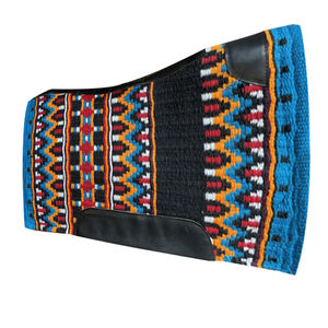 Tapis de selle en matériau personnalisé haute densité de qualité supérieure pour chevaux Couches respirantes Remplissage polyester en coton extérieur pour supérieur - Product Image 2