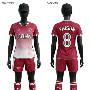 Uniforme de Fútbol Femenino Premium, Tela de Poliéster Transpirable de 180 GSM, Diseño de Panel Degradado Rojo, Sublimación, Logotipo Personalizado - Product Image 4