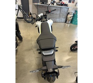 NUEVA Motocicleta de Calle <span class=keywords><strong>HUSQVARNA</strong></span> <span class=keywords><strong>VITPILEN</strong></span> 401 2026 - Product Image 3