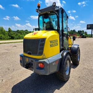 Cargadora de Ruedas Compacta Diésel Wacker Neuson WL60, Mini Cargadora Frontal de 1600 kg, Capacidad de Cucharón de 0.45 m, Momento de Carga Alto, Articulada - Product Image 5