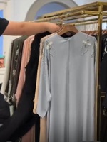 Magnifique robe de soirée de luxe pour femme en satin, brodée devant et derrière, longueur ras du sol, style burqa abaya musulmane