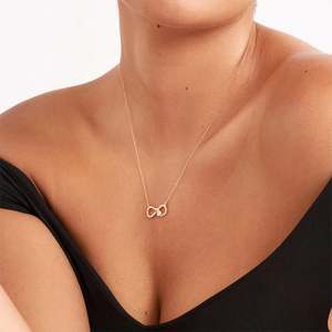 จี้สร้อยคอเงินแท้รูปหัวใจแบบ Infinity Love ของ Jeulia พร้อมตัวล็อคแบบ Claw Set ของขวัญสุดพิเศษ - Product Image 3