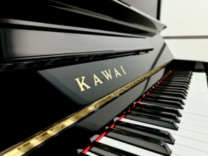 Piano Vertical KAWAI NS25 Hecho en Japón, Económico para Principiantes e Intermedios, Duradero y Elegante para el Mercado de Exportación - Product Image 4