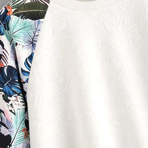 Sudadera de cuello redondo de algodón de alta calidad para mujer Sudadera con capucha de sublimación impresa y bordada para invierno - Product Image 2