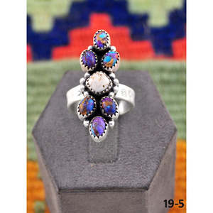 Bague ajustable de style sud-ouest, faite à la main, avec dahlia violet, cheval sauvage et opale magnésite sertie clos, idéale pour un cadeau - Product Image 5