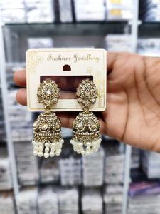 Elegantes conjuntos de joyería de fiesta de acero inoxidable bordado de perlas Jhumka Bindi ropa de boda tradicional - Product Image 4