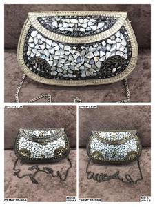Bolso de mano con cierre de solapa de mosaico de Metal de diseño hecho a mano, la última artesanía tradicional india hecha en India - Product Image 5
