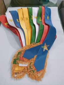 Écharpe d'épaule en tissu à coudre du Rite Écossais Maçonnique, 32e degré, Rose-Croix, avec fil de bullion brodé à la main et aimant intégré - Product Image 5