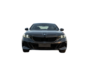 NOUVEAU BMW Série 5 530i 2026, 25 km, 299 ch, 4 cylindres, 5 places, transmission automatique - Product Image 1