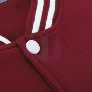 Chaqueta Varsity de Invierno para Hombre, Moderna, con Diseño de Mangas Largas y Corte Holgado, Ideal para un Estilo a la Moda - Product Image 3