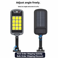 Lampadaires LED Intégrés Extérieurs Étanches à Énergie Solaire avec Capteur, avec Option de Batteries Amovibles