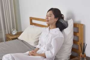 Masseur d'épaule sans fil avec chauffage et pétrissage 3D, sangle détachable, design mains libres pour le cou, les épaules et le dos - Product Image 5