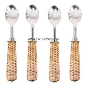 Cubiertos de acero inoxidable con asas de aluminio con diseño de flores Mesa decorativa Comida Cuchara Tenedor para accesorios de hoteles - Product Image 2