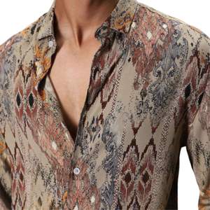Chemise moderne en plumes de bronzage Tissu en viscose à coupe étroite Conception à manches longues Durable et dynamique pour un style sans effort - Product Image 5