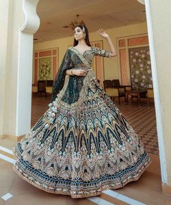 Designer Georgette Broderie Séquence Travail Lehenga Choli avec Dupatta Wedding Wear Prix de gros Vêtement ethnique Alphanumero Shalwar Kameez - Product Image 6
