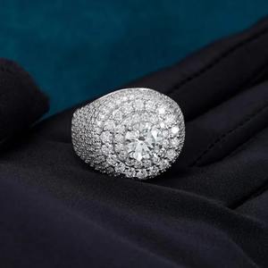 Anillo de Moissanita y Perla de Agua Dulce, con Incrustaciones VVS Color D, Plata de Ley 925, Redondo, para Hombre, con Engaste de Canal, Moderno - Product Image 3