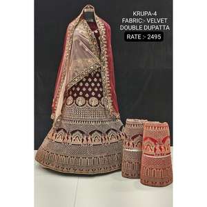 Lehenga Choli Ligero de Terciopelo con Mangas Cortas para Adultos, Bordado de Primera Calidad, Formal, Festivo, Estilo Indio-Pakistaní - Product Image 5
