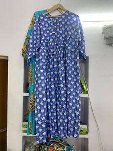 Mini vestido Midi corto de algodón indio hecho a mano con mangas estampado de bloque de mano para playa y trabajo modelo pedido requerido - Product Image 3