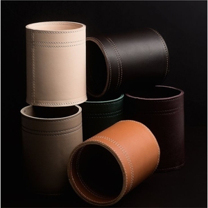 Luxury PU Leather <strong>Dice</strong> Cup <strong>Set</strong> with Lid Professional Casino-Grade Shaker Standard <strong>Dice</strong> Cup for Board Game Bar KTV - Product Image 6