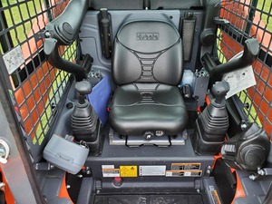2025 Kubota SSV65รถตักขนาดเล็ก65แรงม้ารถยกแนวตั้งขนาดกะทัดรัดสำหรับการก่อสร้างและเกษตรกรรม - Product Image 6