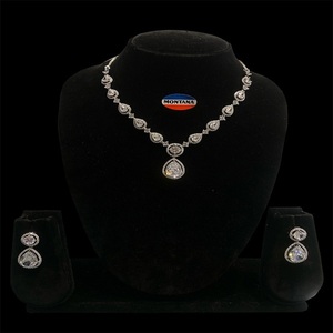 Conjunto de collar de joyería Pure AD clásico con pendientes de piedras de alta calidad para mujer para boda damas de honor festivales fiesta - Product Image 1