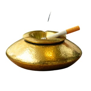Cendrier en laiton massif fait à la main, style vintage, cendrier en métal martelé avec couvercle, accessoire de fumeur intérieur/extérieur, décoration de la maison, cadeau - Product Image 1