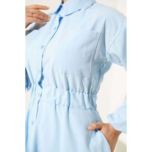Robe bleue boutonnée à poignets élastiques et pleine longueur - Product Image 3