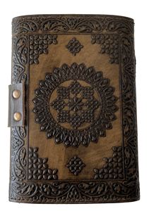 Diario de Cuero Genuino con Grabado de Lobo Hecho a Mano, de Doble Color, Estilo Vintage, con Cierre Metálico, el Mejor Regalo - Product Image 3