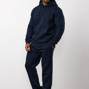 Survêtement pour homme sur mesure, fabrication en gros avec étiquetage privé et services de classement par taille - Product Image 3